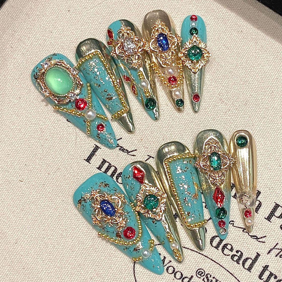 Turquoise Majesty