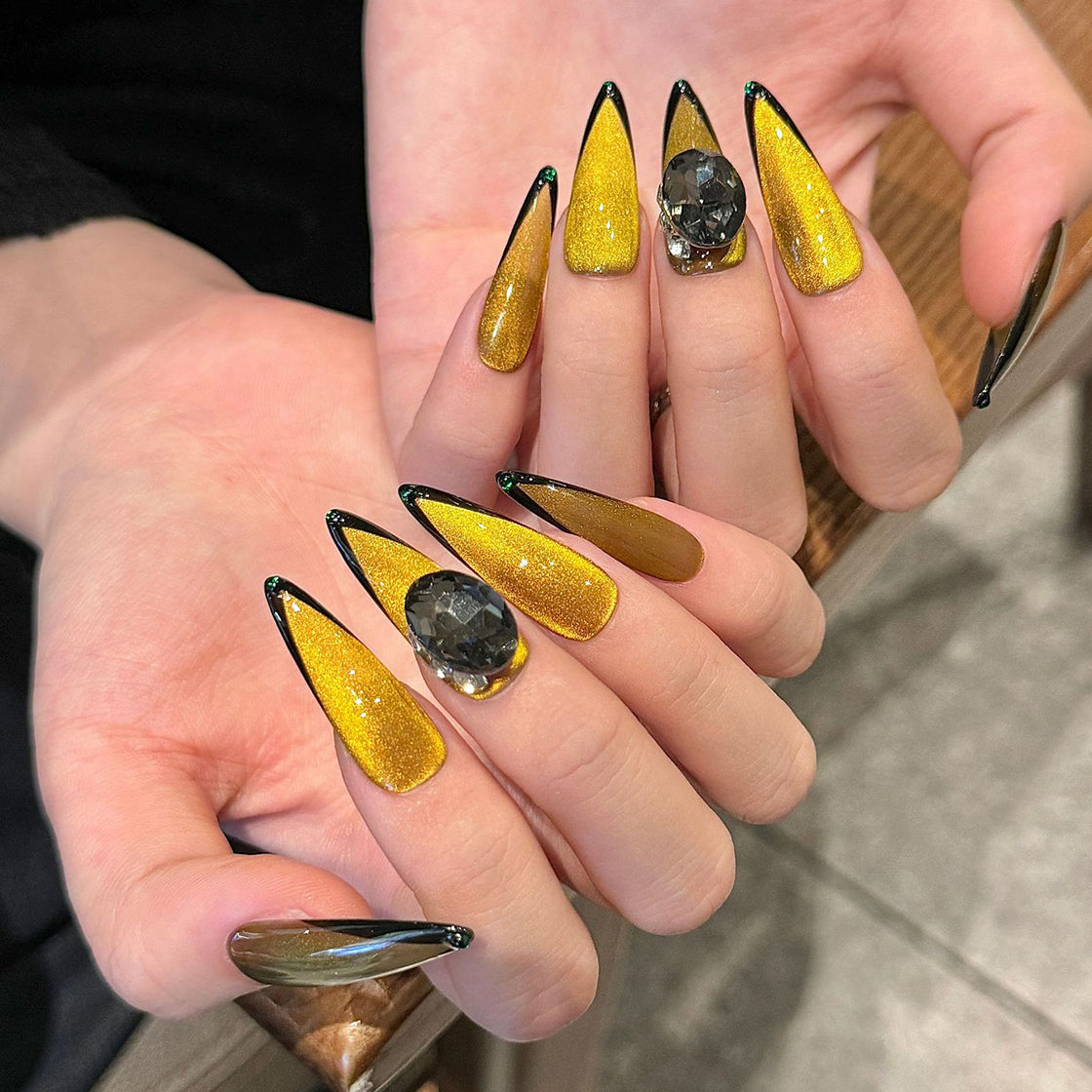 Golden Noir Sparkle